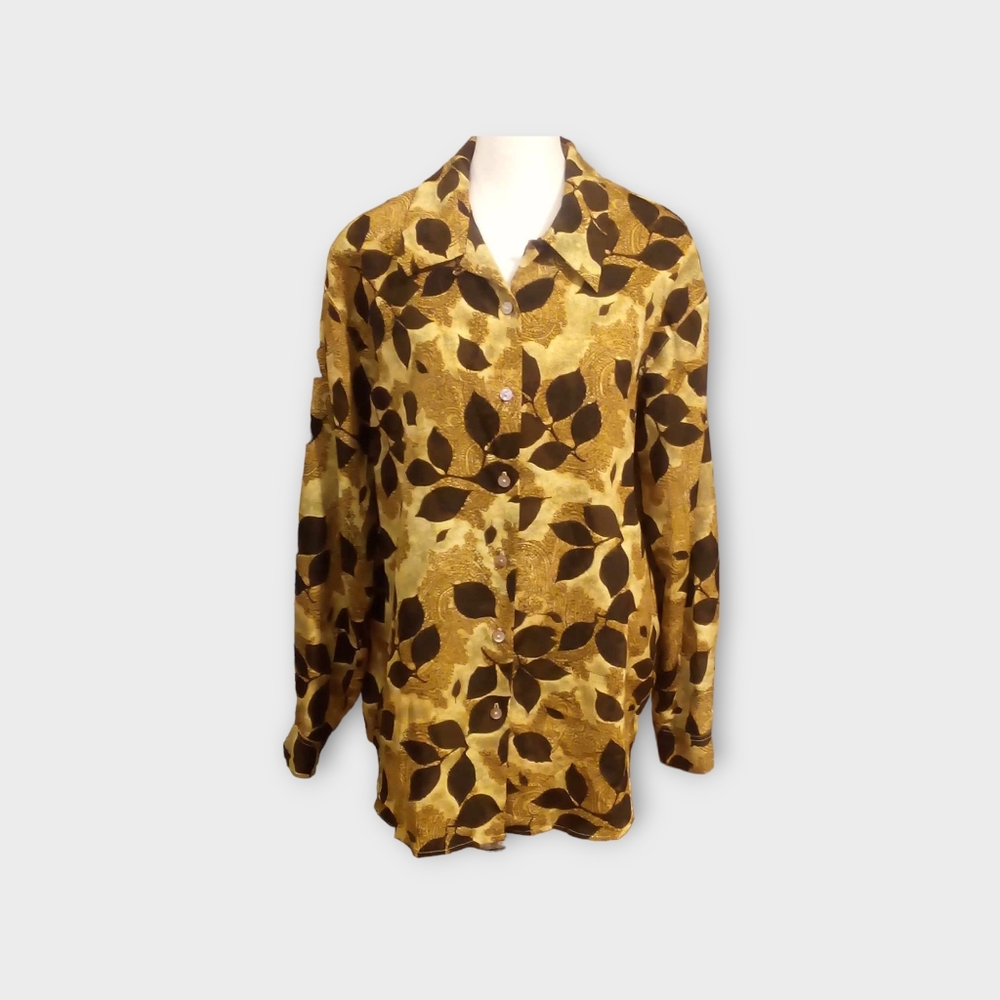 Large vintage button down